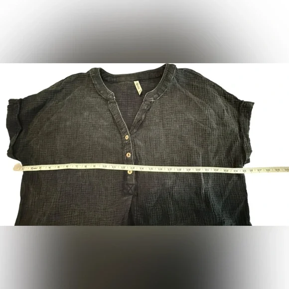 Chic Soul Women’s 2X/3X Cute And Carefree Top, Ash Black Plus Size Short Sleeve - Picture 10 of 11